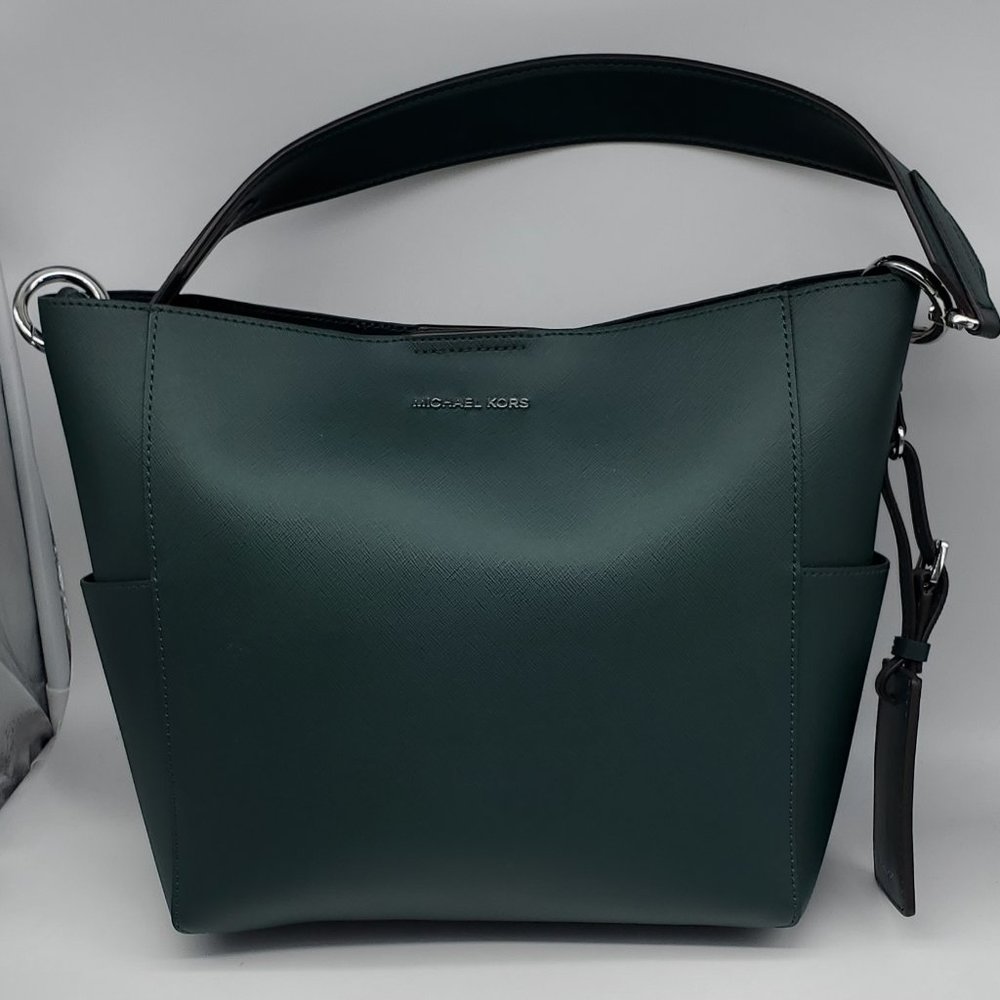 Michael Kors Penny Medium Bucket Messenger